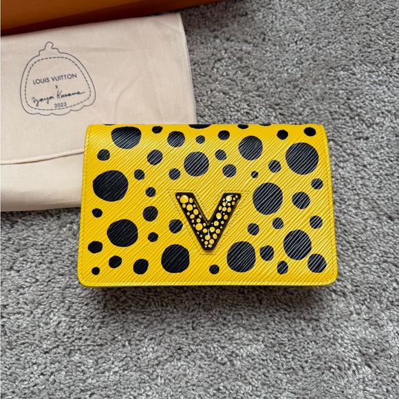 Louis Vuitton Handbags - Authentic Louis Vuitton x Yayoi Kusama Twist Belt Chain Wallet